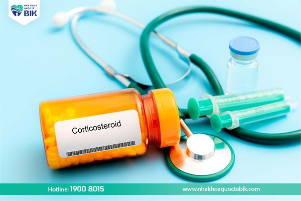 Thuốc corticosteroid ức chế viêm lợi có mủ