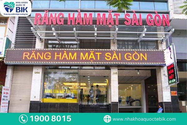 benh-vien-rang-ham-mat-sai-gon-boc-rang-su-gia-re