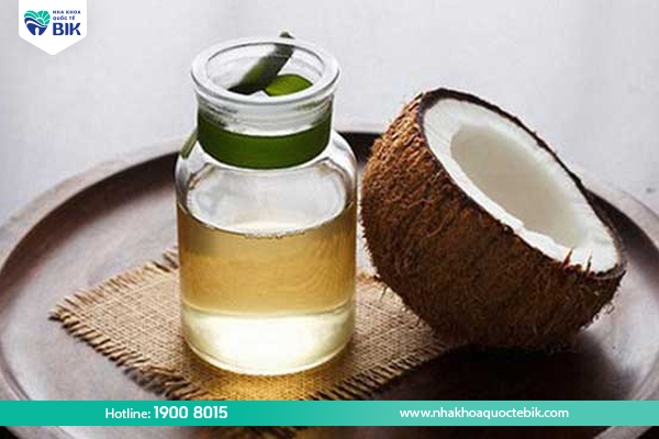 Tips for treating canker sores with coconut oil