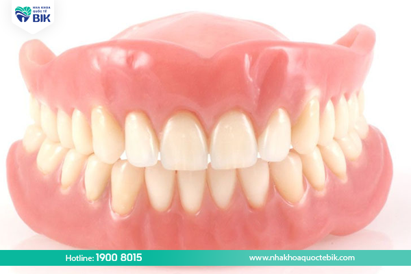 Removable dentures