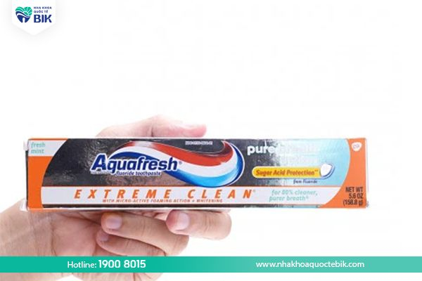 Kem đánh răng Aquafresh Extreme Clean