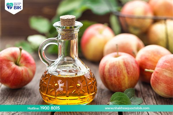 Tips to treat bad breath with apple cider vinegar