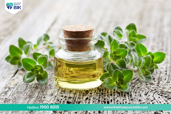 Oregano essential oil for tooth abscess treatment