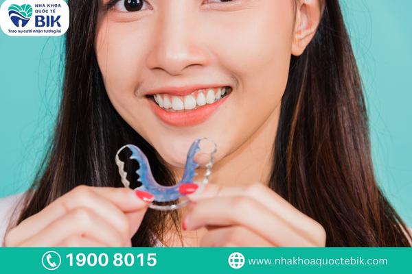 What are removable braces?